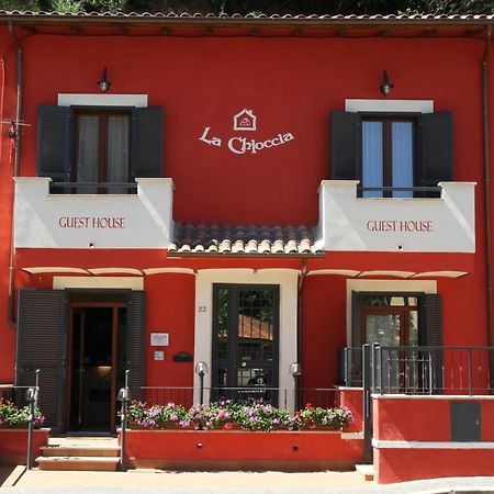 La Chioccia Hotel Valmontone Bagian luar foto