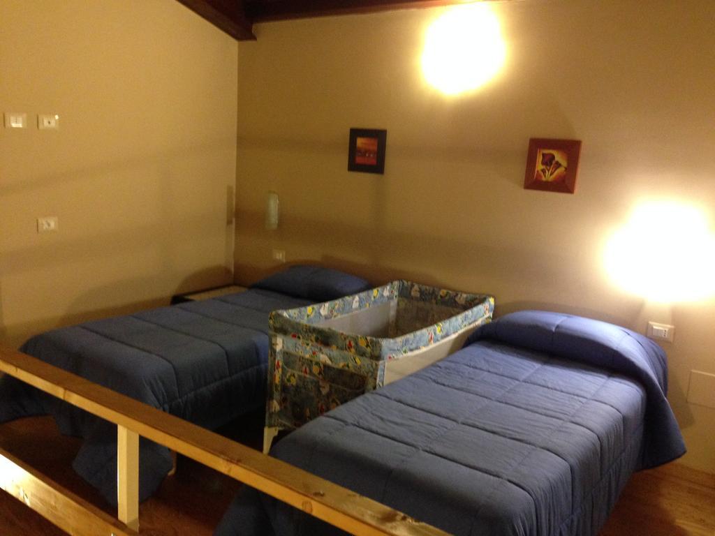 La Chioccia Hotel Valmontone Ruang foto
