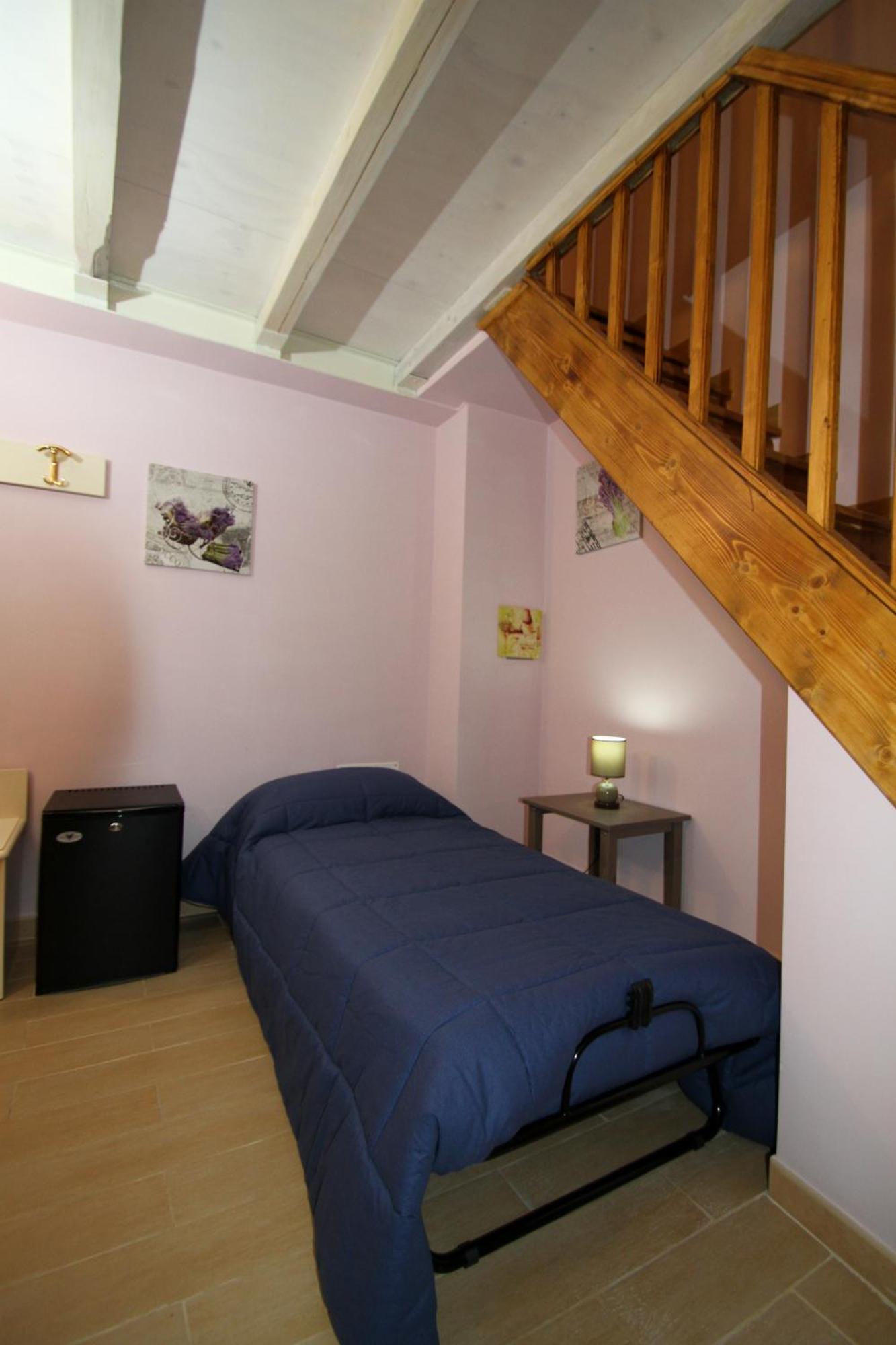 La Chioccia Hotel Valmontone Bagian luar foto